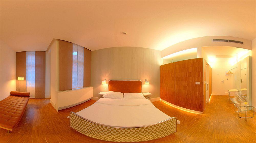 Three Crowns Hotel Prague Exterior photo