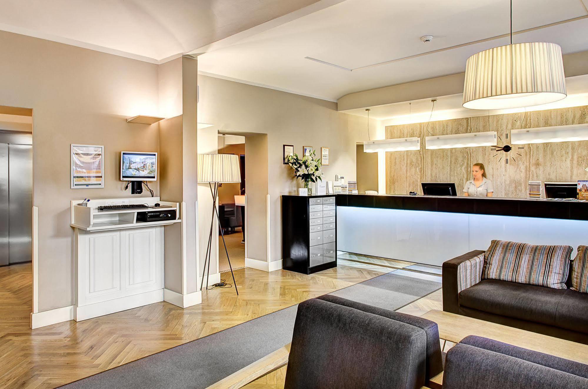 Three Crowns Hotel Prague Exterior photo